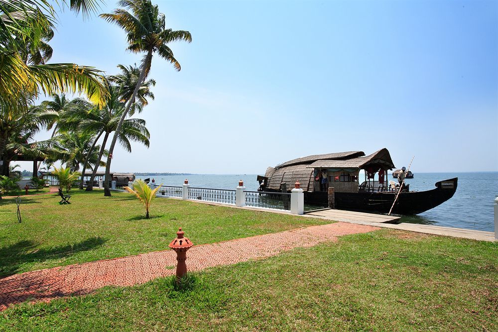 Cocobay Resort Kumarakom Exterior photo